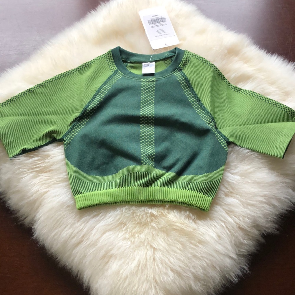 NWT Fabletics Jessica seamless crop top green XS!